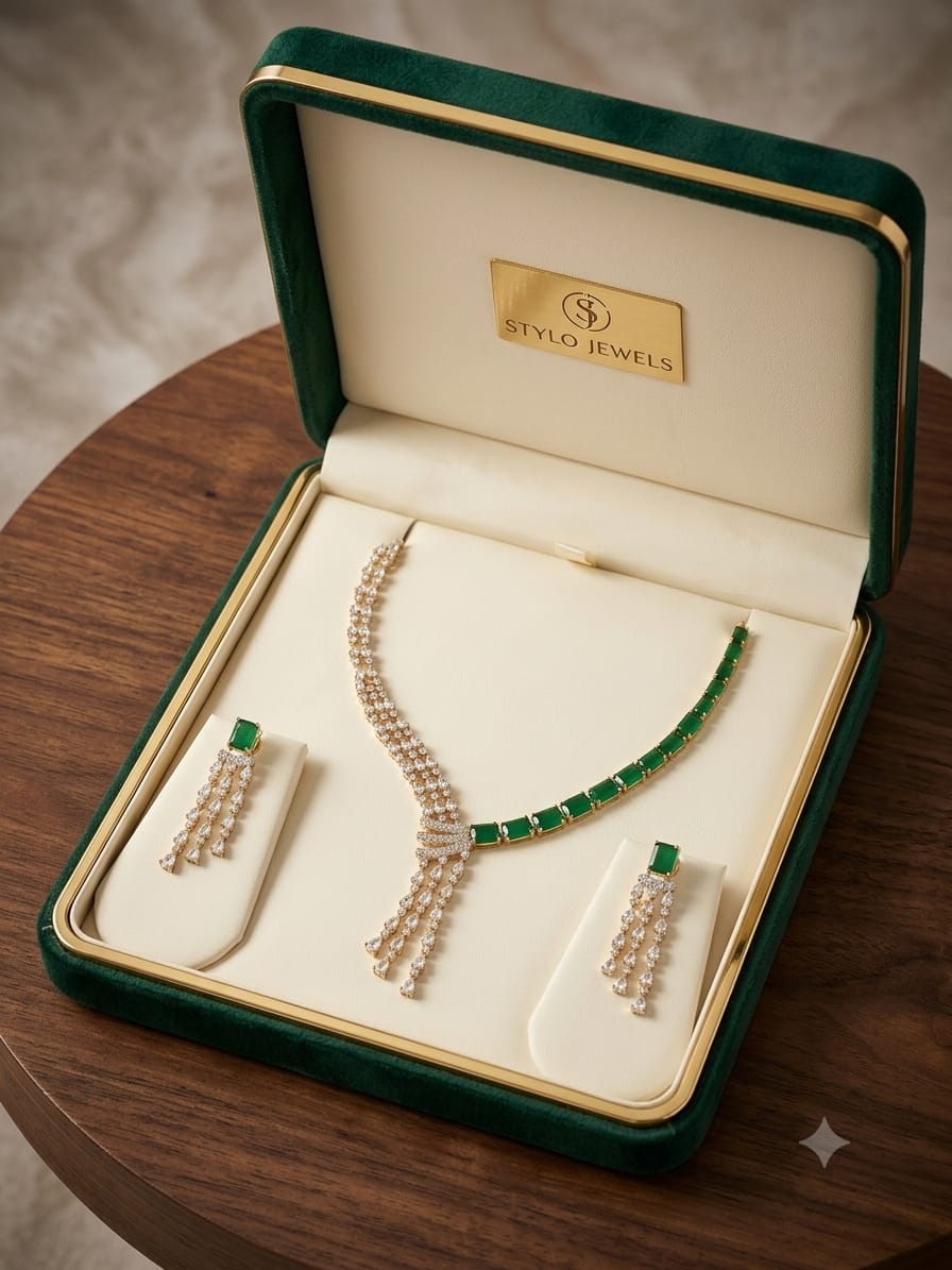 Stylo Jewels Emerald Baguette & Diamond Waterfall Necklace Set